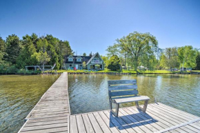 Family-Friendly Lakefront Getaway with Kayaks!